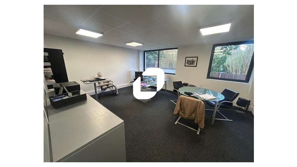 Vente Bureaux 93m² Rueil malmaison