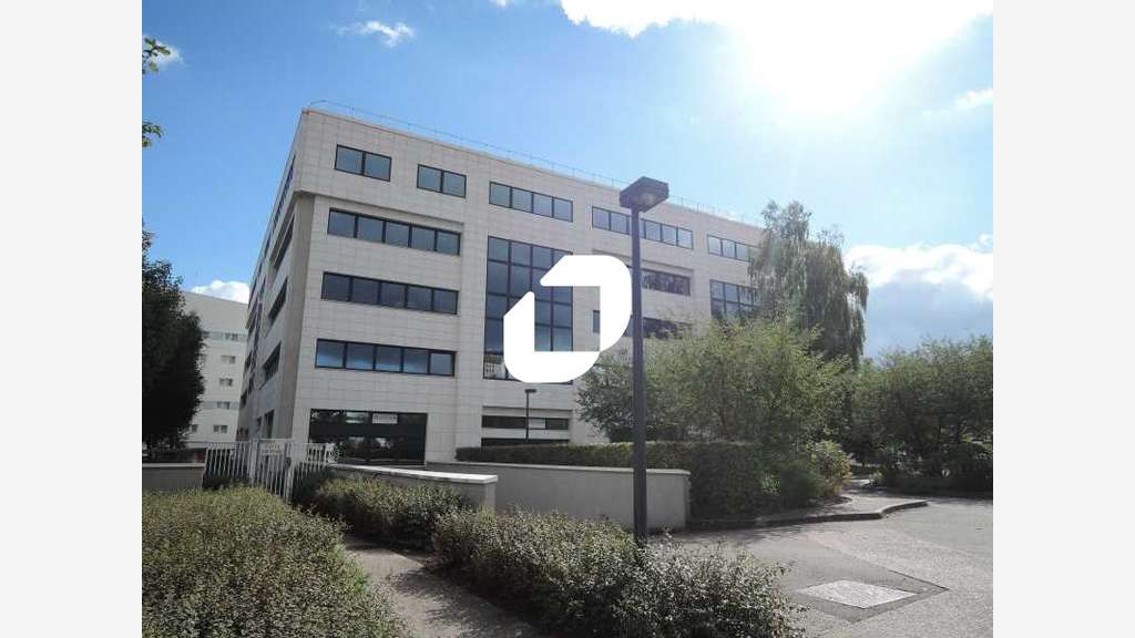 Vente Bureaux 2380m² Rungis