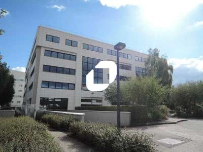 Vente Bureaux 2380m² Rungis