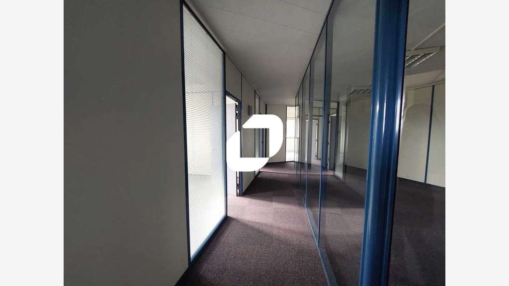 Vente Bureaux 337m² Saint aubin