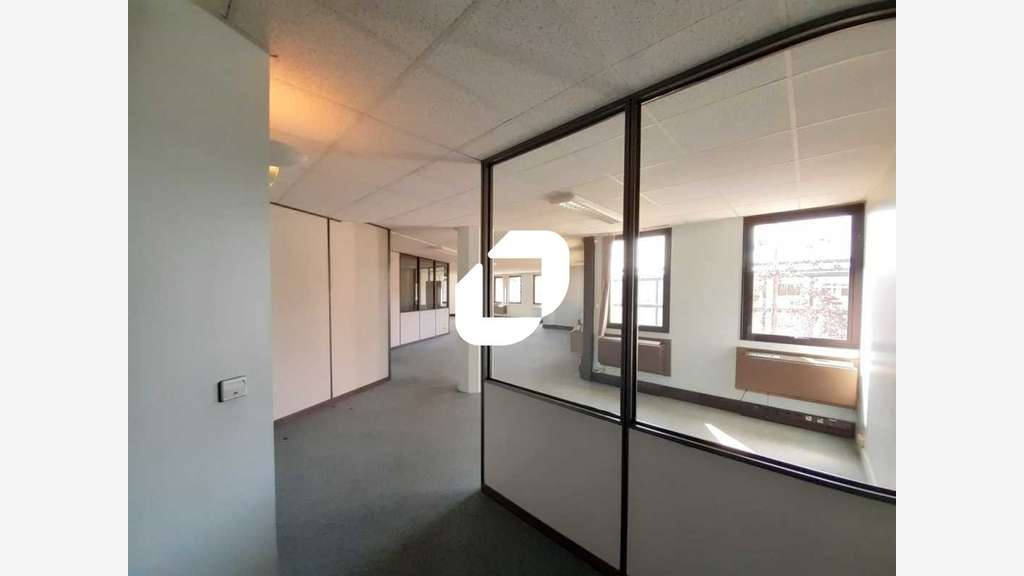 Vente Bureaux 163m² Saint aubin