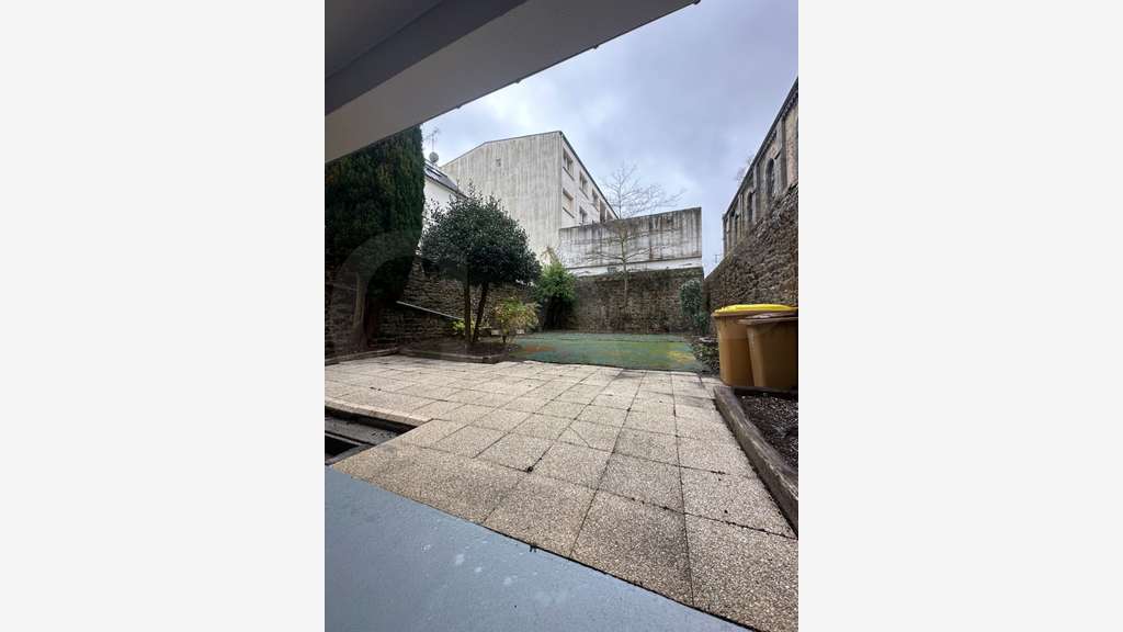 Vente bureaux 260m² sur axe passant à Saint-Brieuc