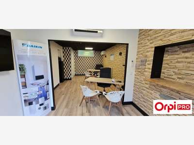 AV local bureau 29m² rénové à Saint-Brieuc centre