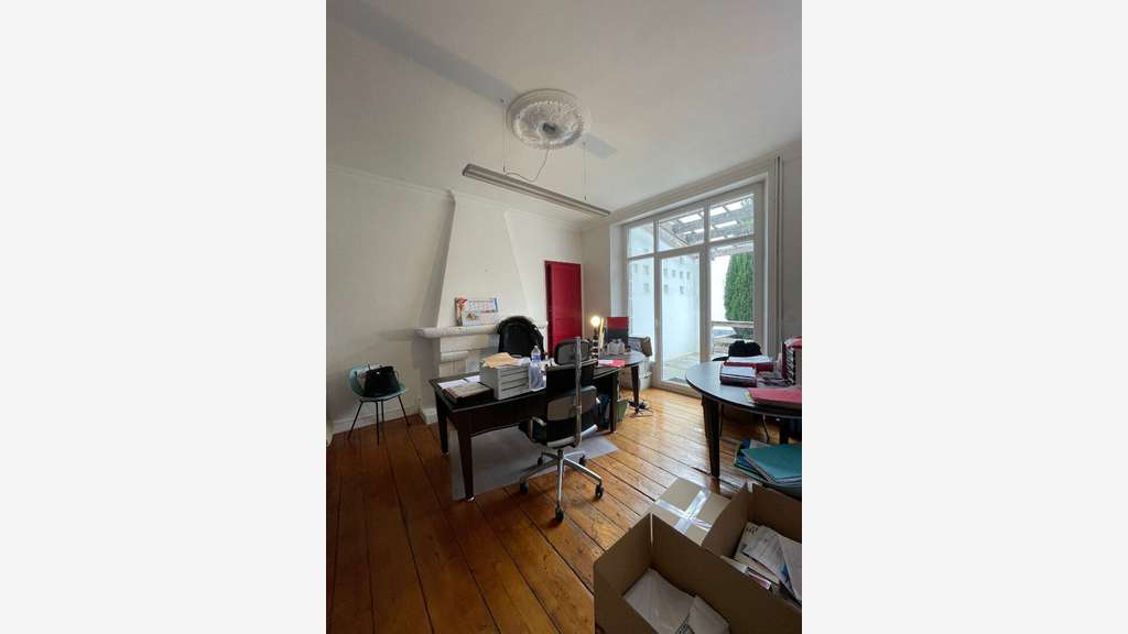 AV bureaux 260m² avec jardin centre Saint-Brieuc