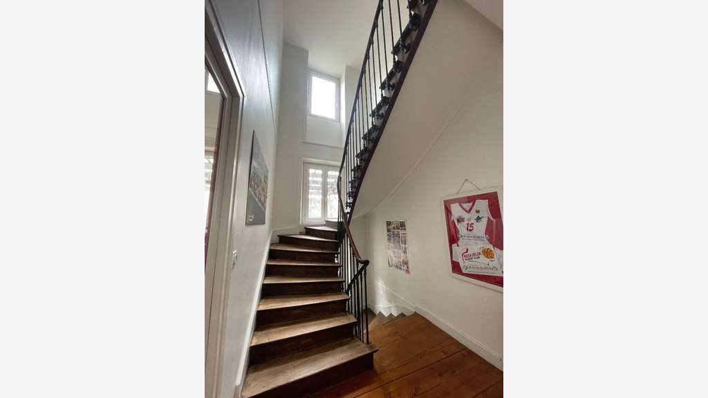 AV bureaux 260m² avec jardin centre Saint-Brieuc