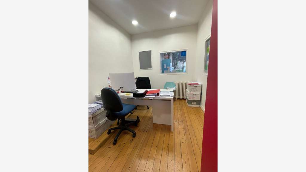 AV bureaux 260m² avec jardin centre Saint-Brieuc