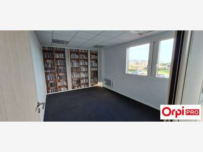 A vendre bureaux de 160m² R+1 à Saint-Brieuc