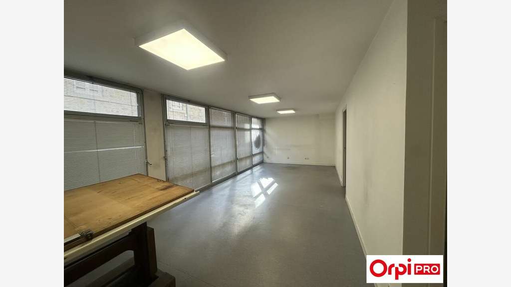 Bureau de 88m² à vendre en RDC à Saint-Brieuc