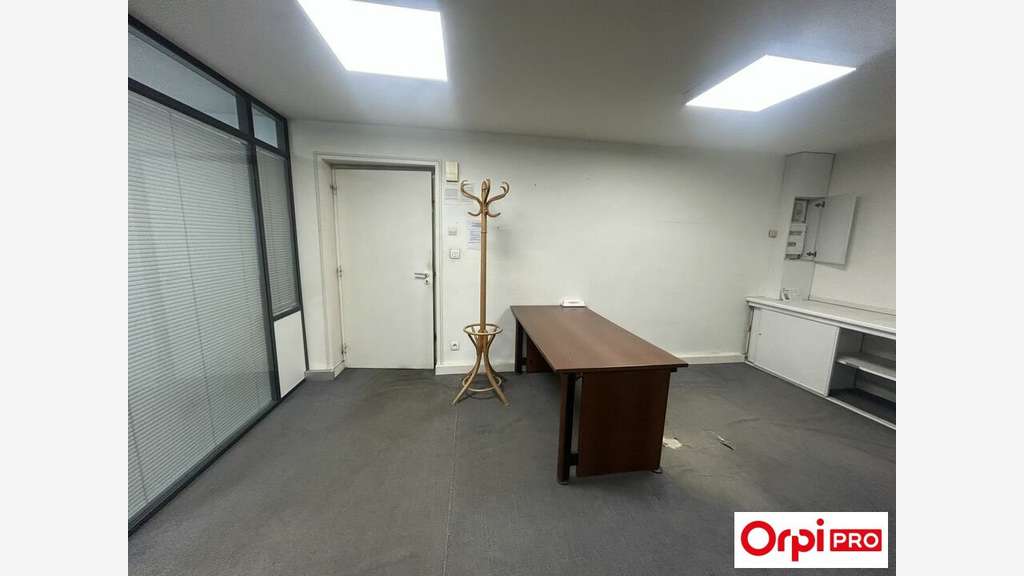 Bureau de 88m² à vendre en RDC à Saint-Brieuc