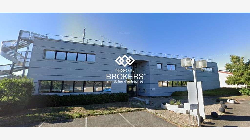 Vente bâtiment tertiaire atypique ZI Croix Bayard
