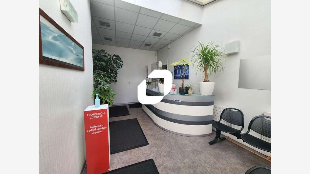 Vente Bureaux 383m² Saint cyr l'ecole