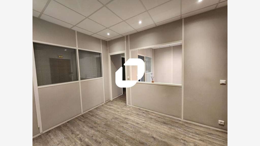Vente Bureaux 144m² Saint denis