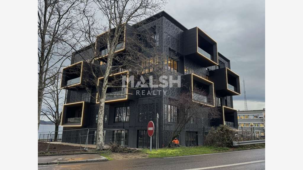 AV bureaux neufs à Saint Etienne Nord La Terrasse