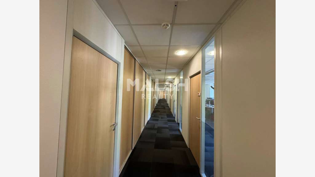 Vente bureaux de 1046m² à Saint-Étienne Fauriel