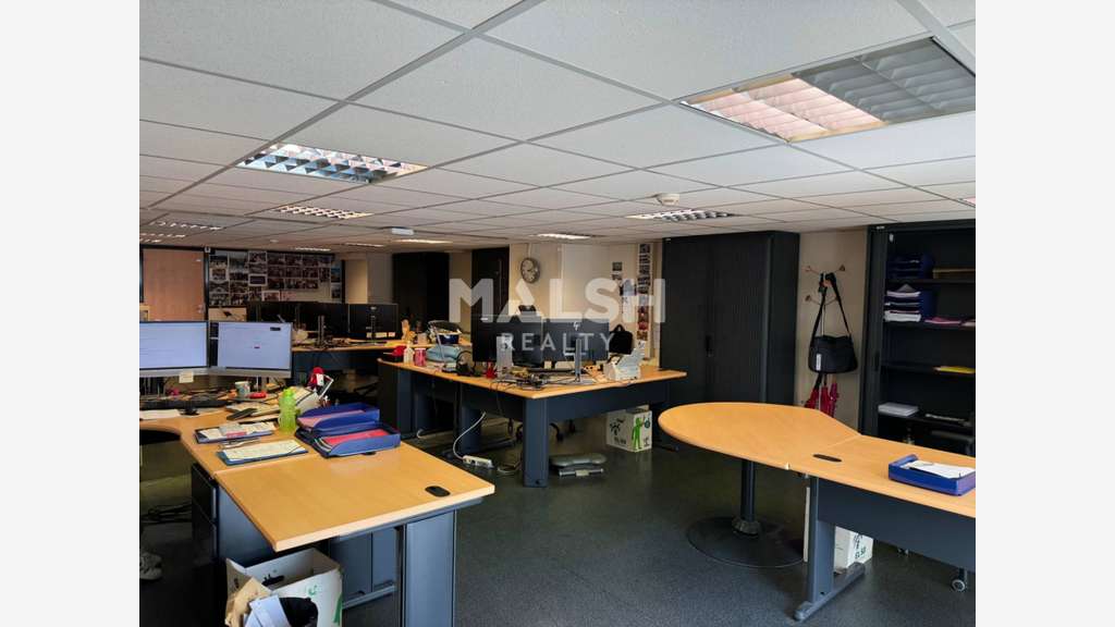 Vente bureaux de 1046m² à Saint-Étienne Fauriel
