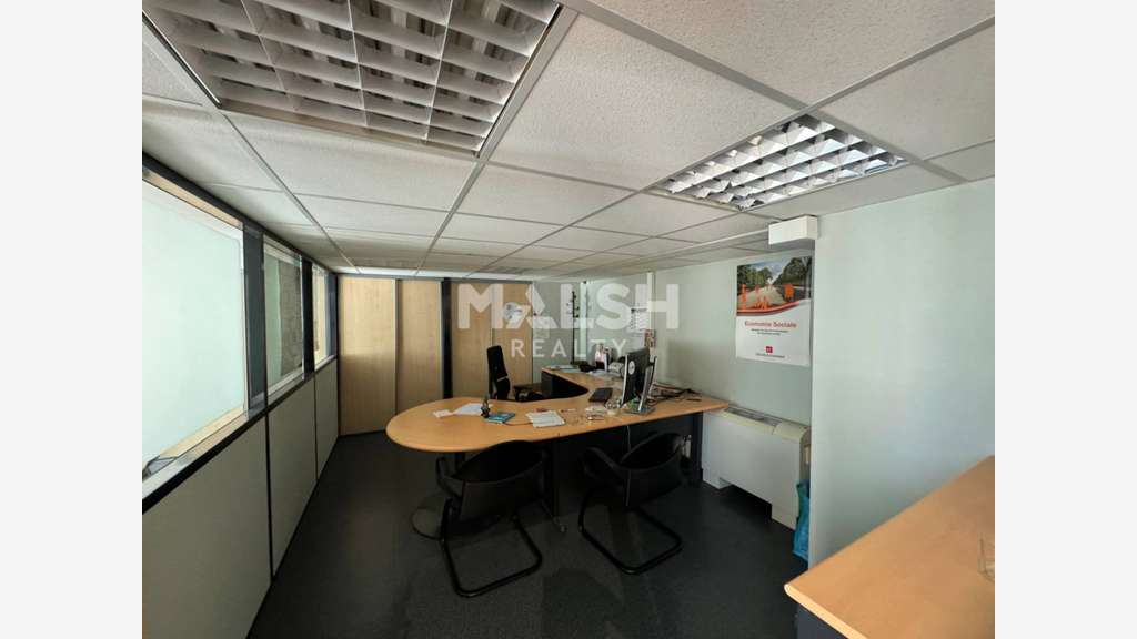 Vente bureaux de 1046m² à Saint-Étienne Fauriel