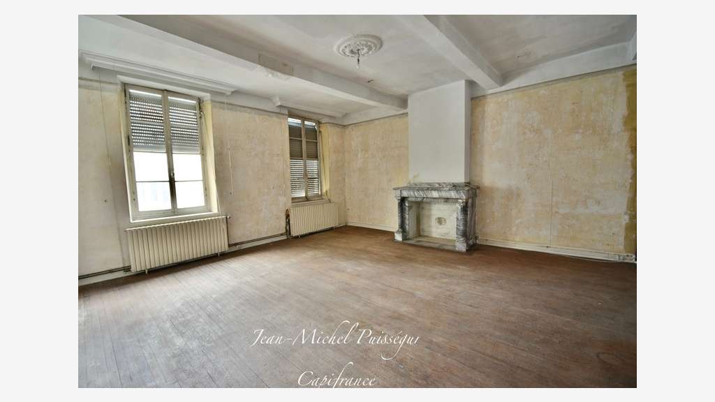 Entrepôt bureaux 420m² à vendre à Saint Gaudens 31