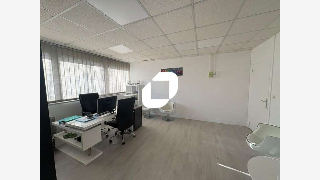 Vente Bureaux 54m² Saint germain en laye