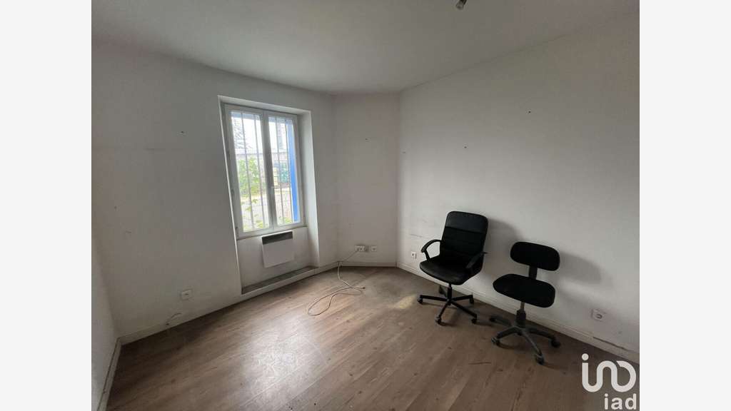 Bureau à Saint-Germain-Laval
