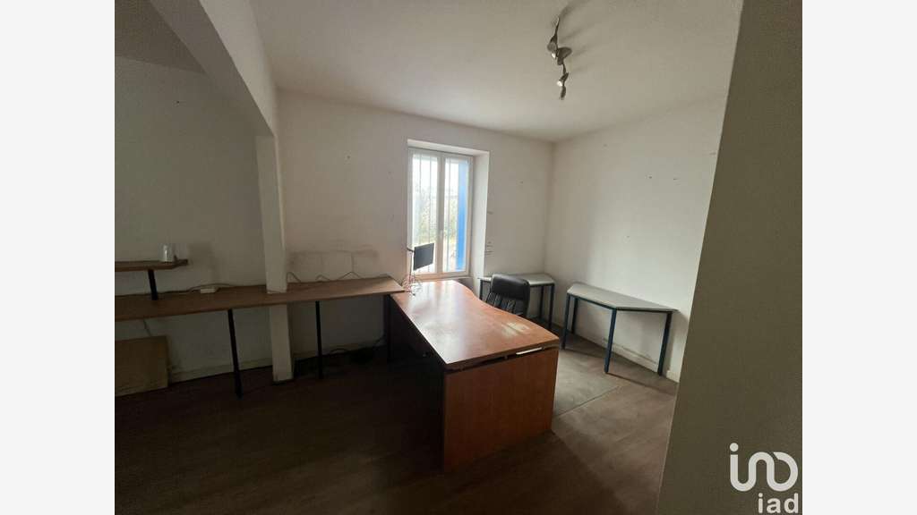 Bureau à Saint-Germain-Laval