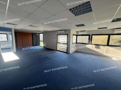 A louer à vendre bureaux 203m² à Saint Herblain