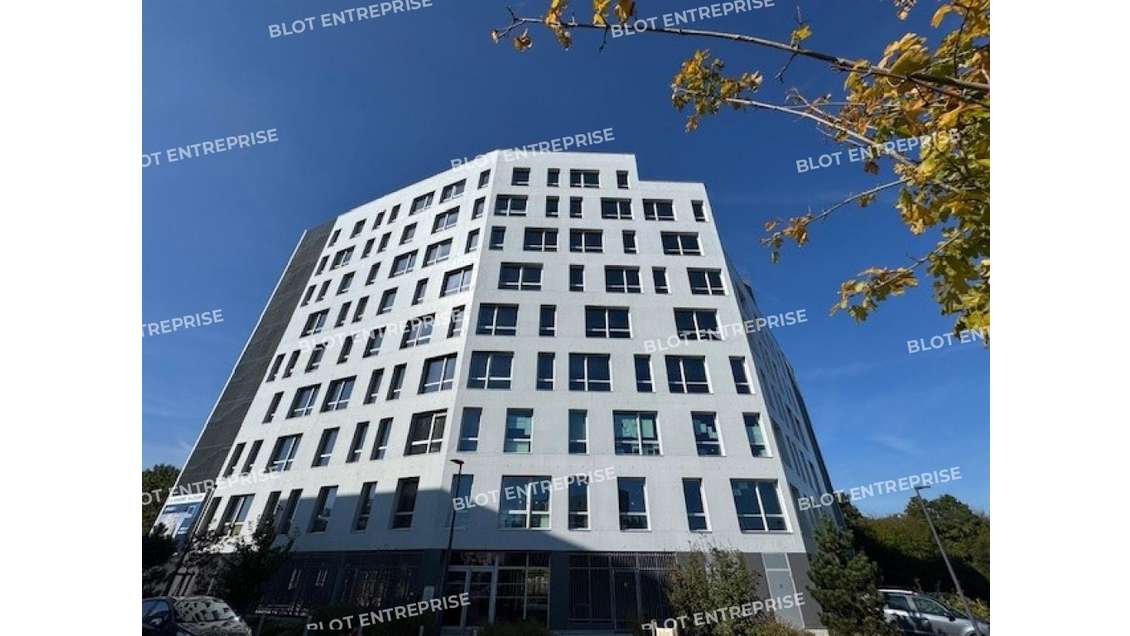 Bureaux 4411m² à Saint-Herblain Parc Bagatelle