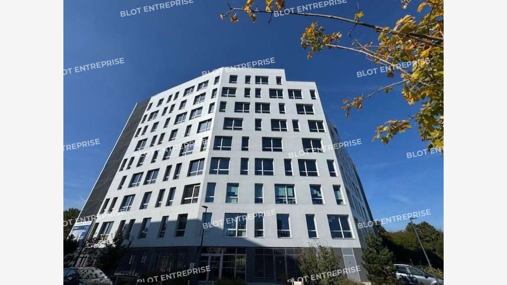 Bureaux 4411m² à Saint-Herblain Parc Bagatelle