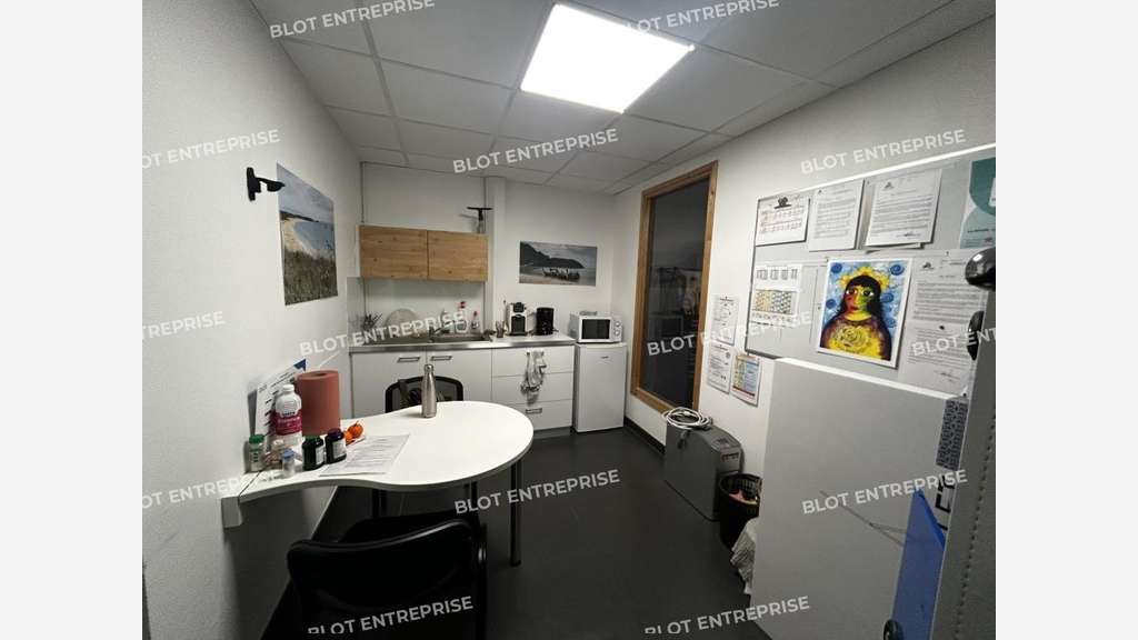 A vendre bureaux 127m² St-Herblain proche Atlantis