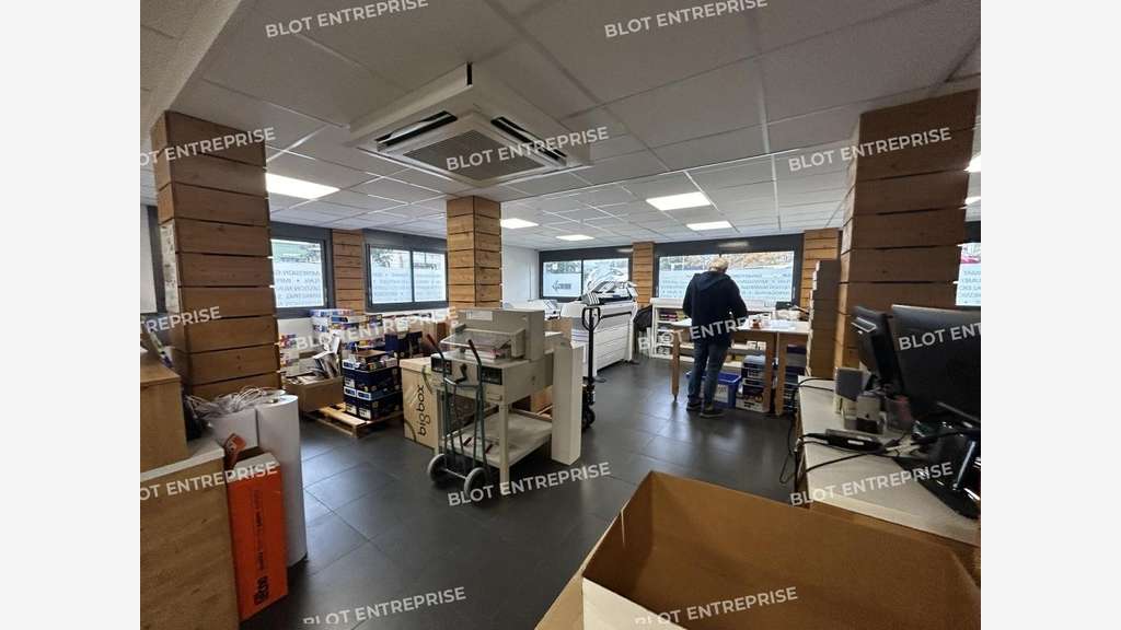 A vendre bureaux 127m² St-Herblain proche Atlantis