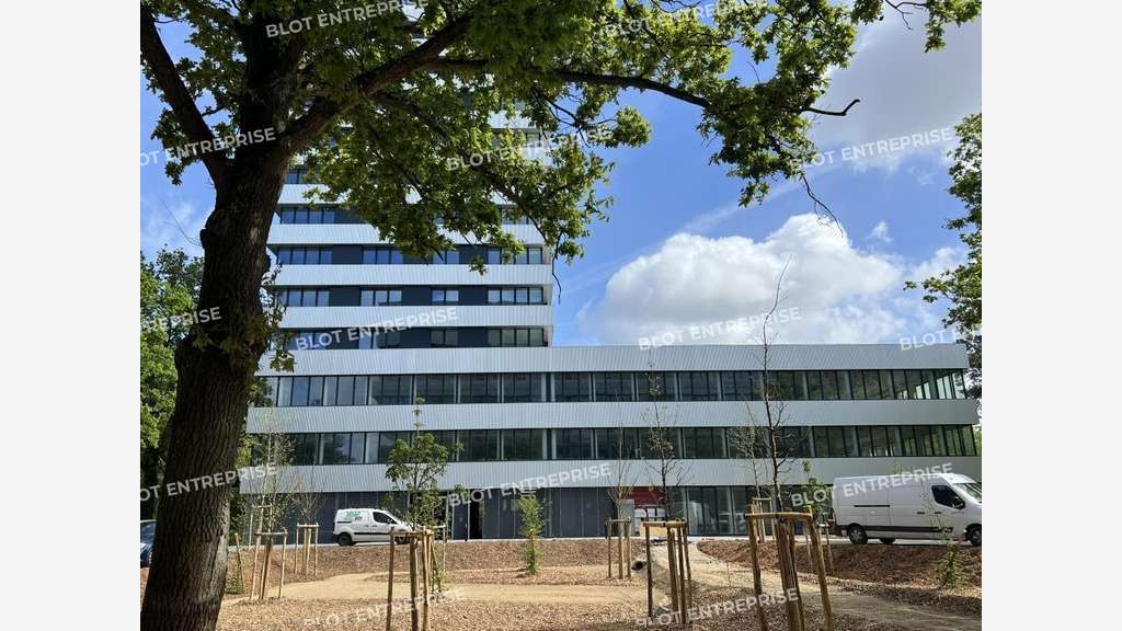 A vendre/à louer bureaux neufs Rennes la Courrouze
