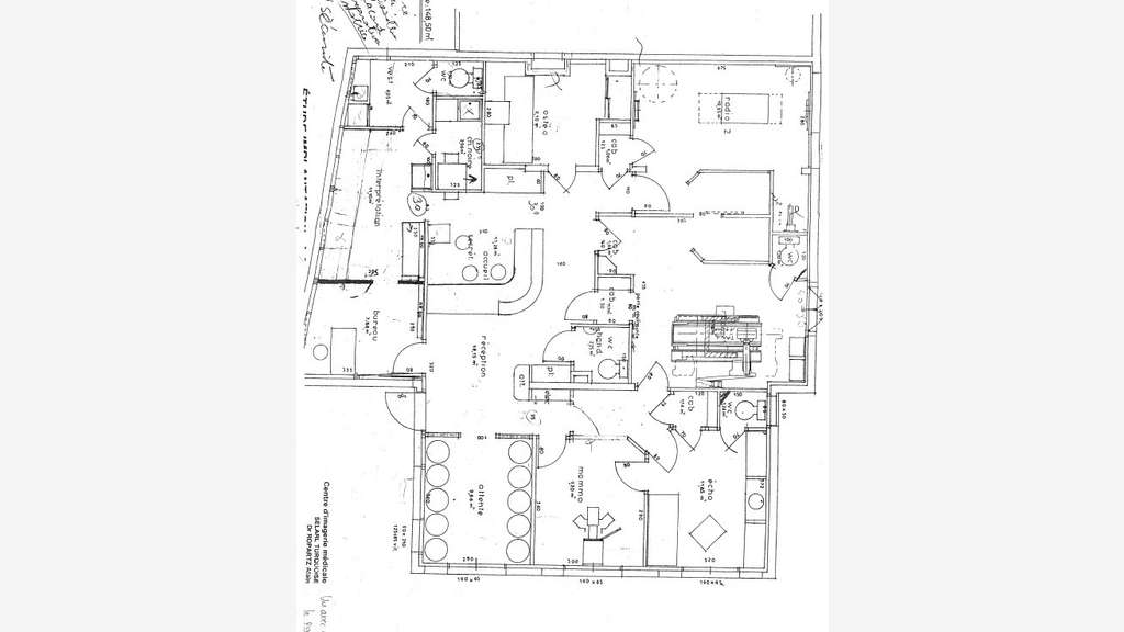 Vente bureaux 156m² à Saint Jacques de la Lande