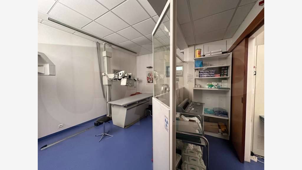 Vente bureaux 156m² à Saint Jacques de la Lande