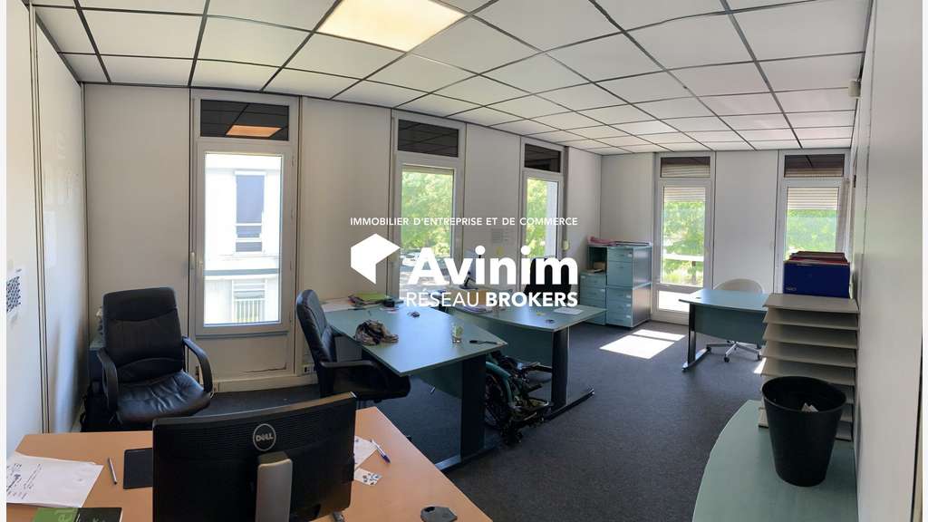A vendre bureaux xentrée Nord Grenoble entrée Nord