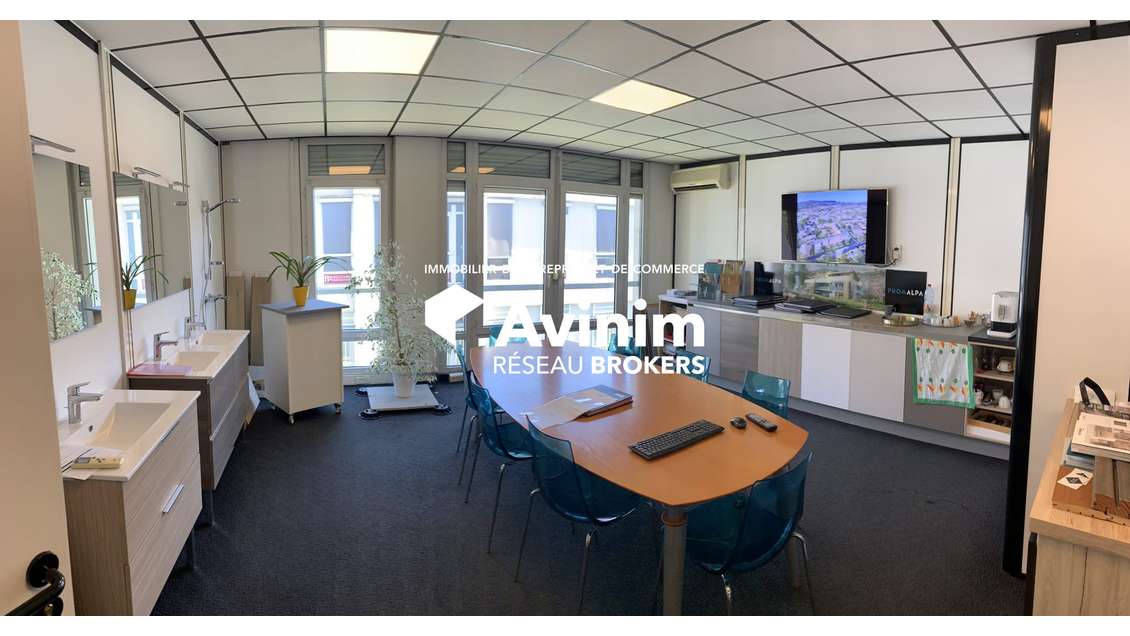 A vendre bureaux xentrée Nord Grenoble entrée Nord