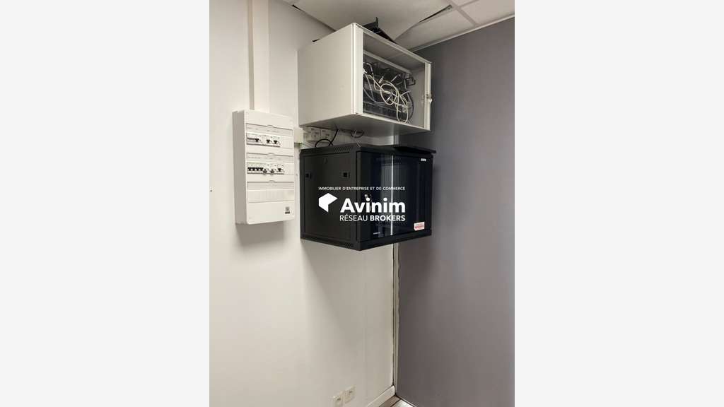 AV bureaux 67m² direct autoroute St Martin Vinoux