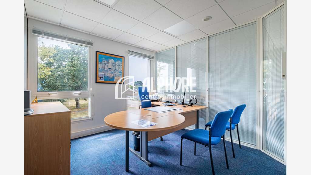 Vente bureaux de 183m² en R+1 à Saint-Nazaire