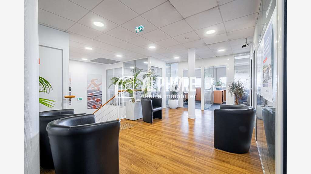 Vente bureaux de 183m² en R+1 à Saint-Nazaire