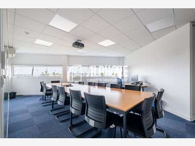 Vente bureaux de 183m² en R+1 à Saint-Nazaire