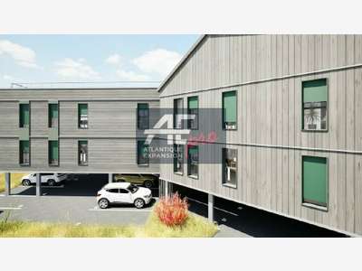AV bureaux de 153m² avec parkings à Saint-Nazaire