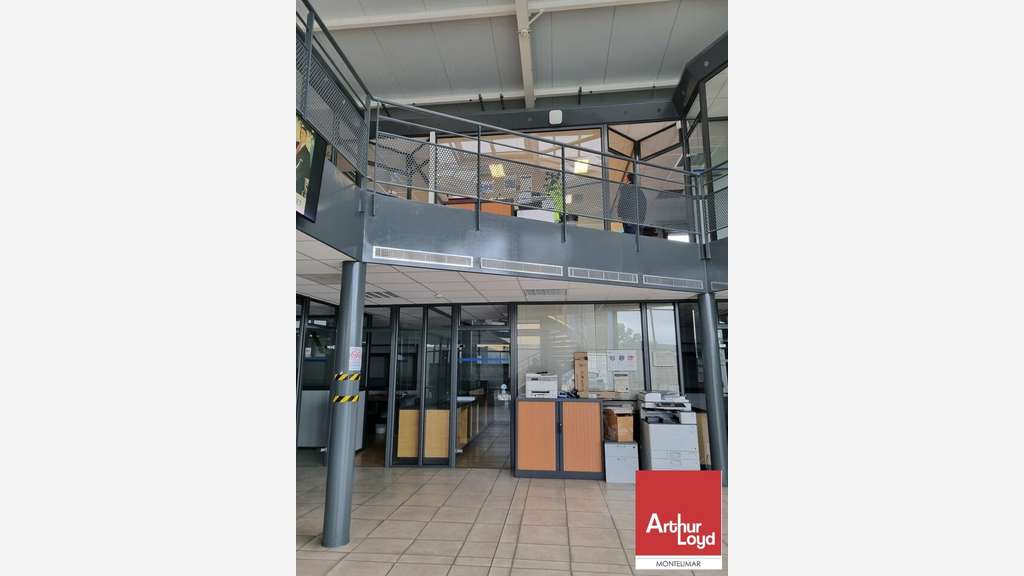 Bureaux à vendre à Saint-Paul-Trois-Châteaux D458