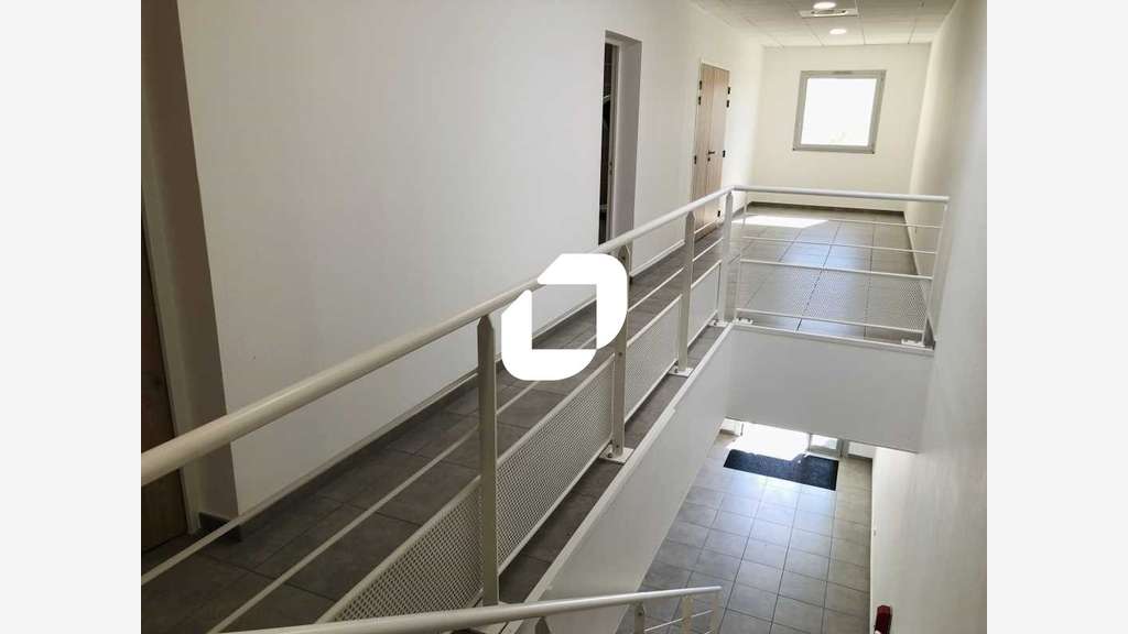 Vente Bureaux 326m² Saint priest