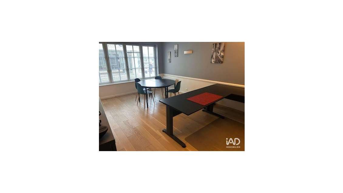 Bureau à Sainte-Maure-de-Touraine