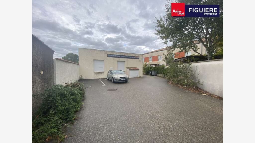200m² de bureaux à vendre ou à louer SALON DE PROV