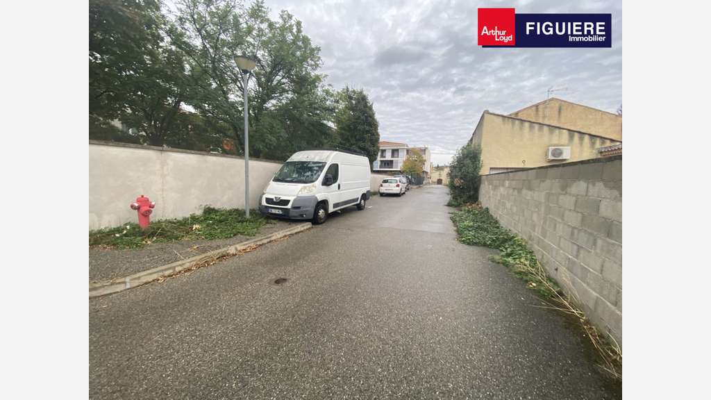 200m² de bureaux à vendre ou à louer SALON DE PROV