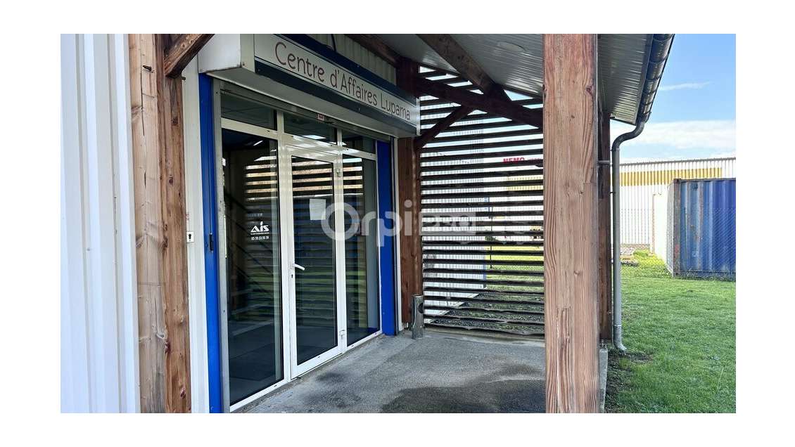 Vente bâtiment bureaux 350m² proche Serres-Castet