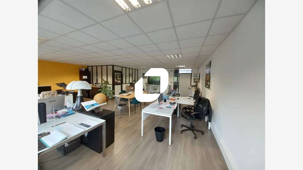 Vente Bureaux 80m² Serris