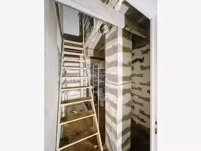 Cellier spacieux 79m² à vendre idéal stockage Sète