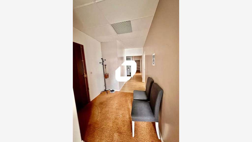 Vente Bureaux 172m² Sevres