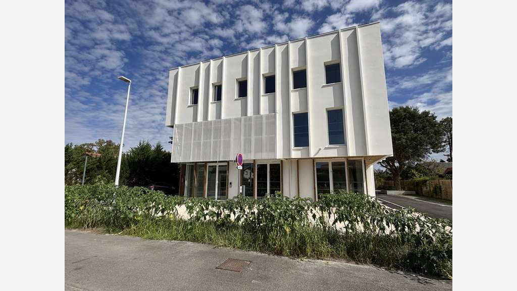 Vente bureaux 47m² dans immeuble neuf à Hossegor