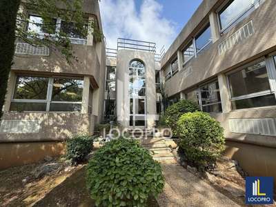 Vente bureaux cloisonnés parkings Sophia-Antipolis